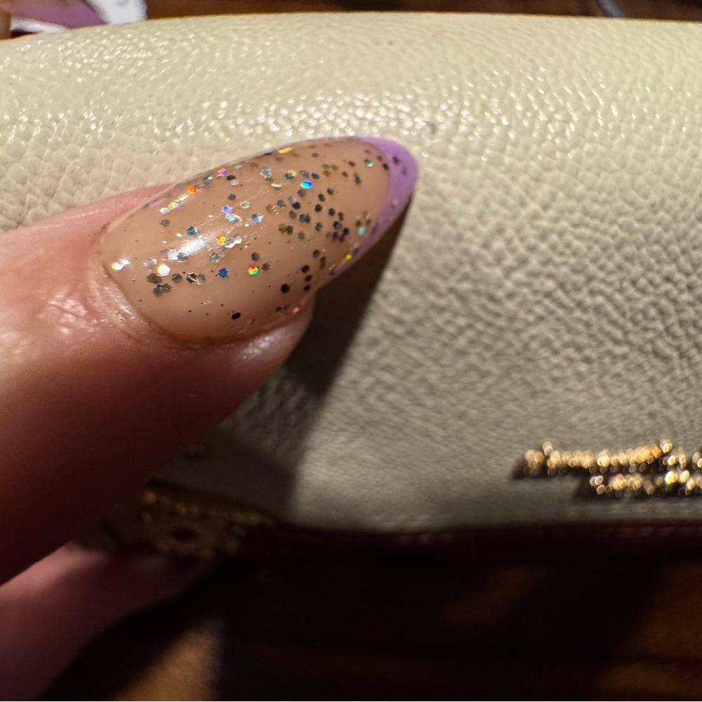 Samantha Thavasa Red &White Leather Wallet Rare Japanese Edition - Picture 16 of 16